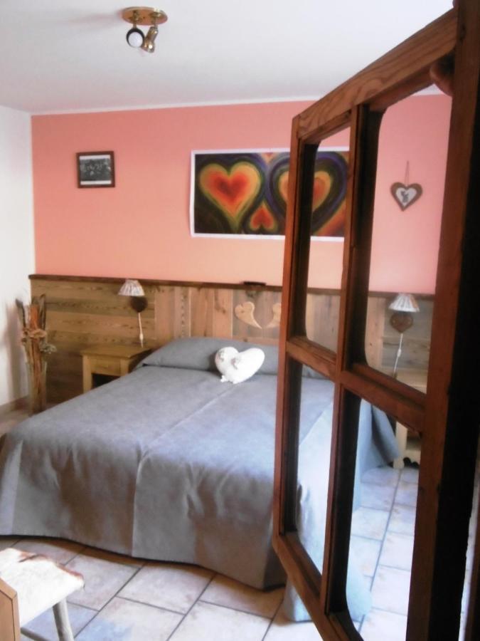 Albergo Croce Bianca Brusson Esterno foto